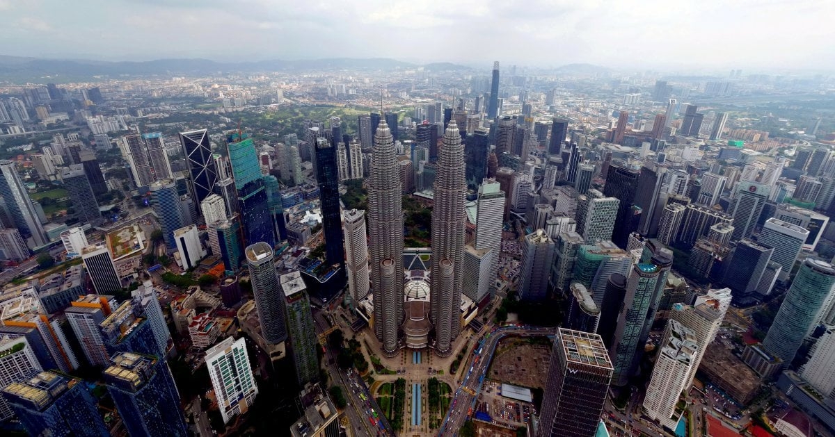 Property mismatch: Construction up, sales down