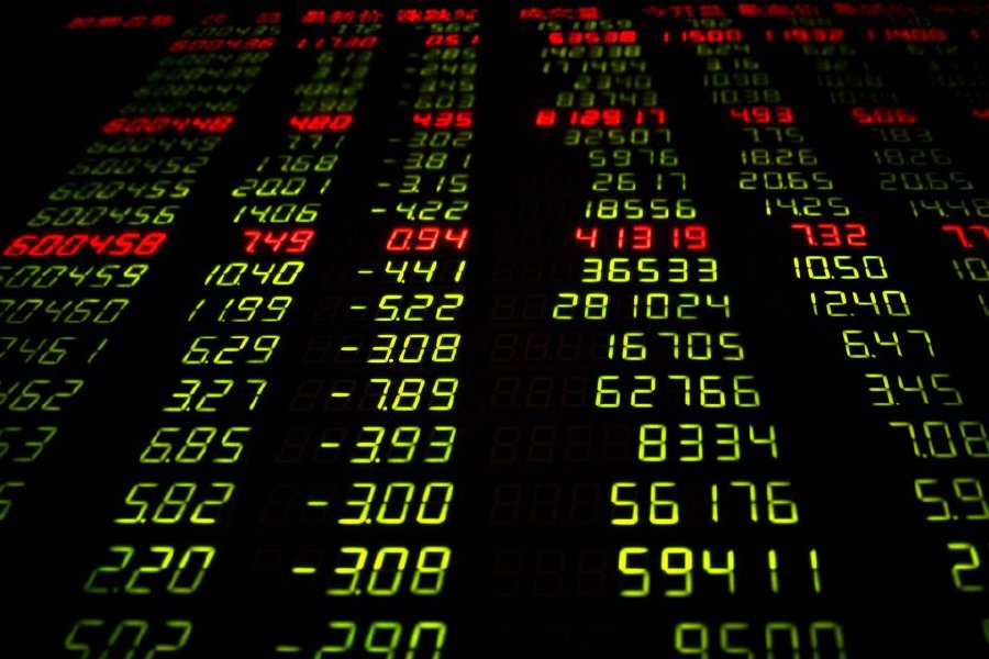 Singapore stocks headed for sixth day of gains; Asian currencies slip