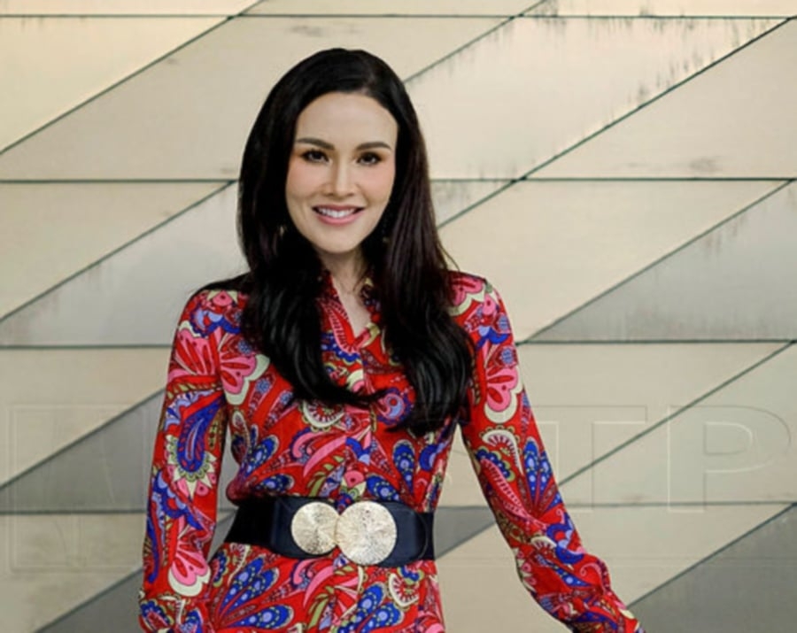 #SHOWBIZ: Sarimah Ibrahim now a producer