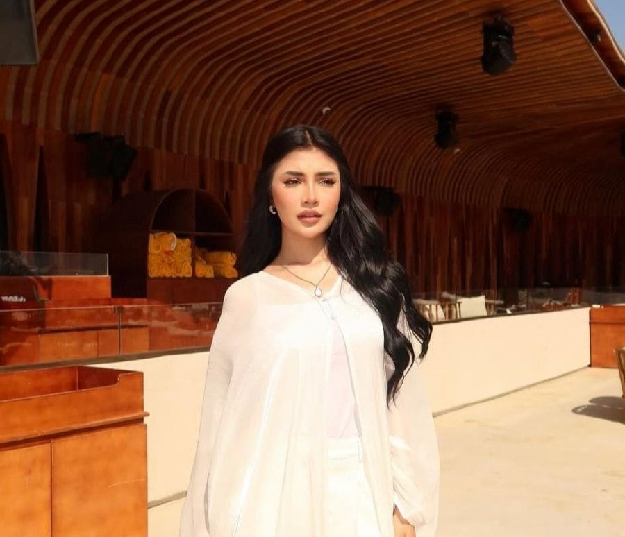 #SHOWBIZ: Scha Elinnea: It's okay if fans are more interested in my personal life