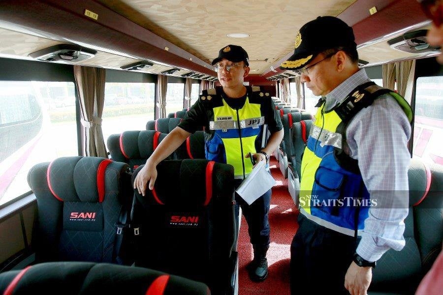 Experts urge stricter seat belt enforcement after fatal bus accident