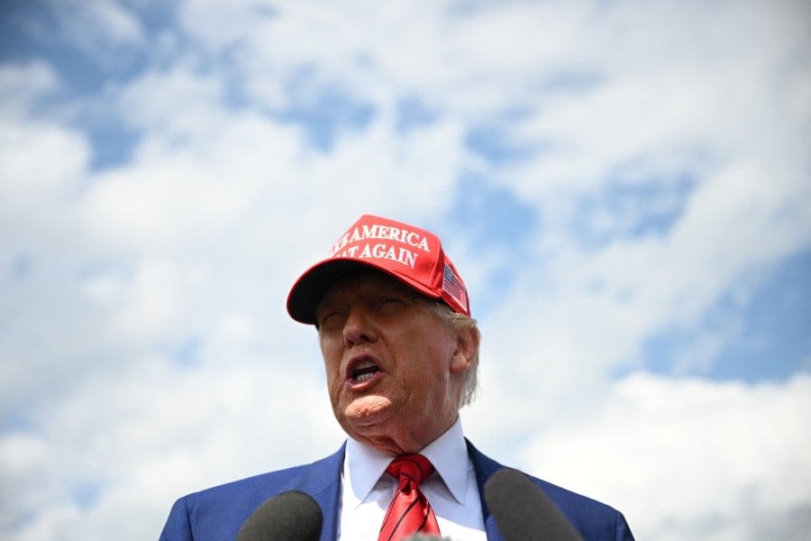 Trump claims Congo–Rwanda peace deal, moans over no Nobel