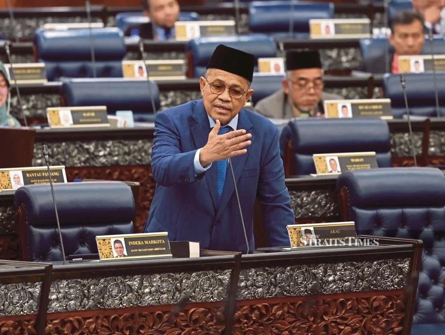 'Terlepas kandang' remark leads to verbal clash in Dewan Rakyat