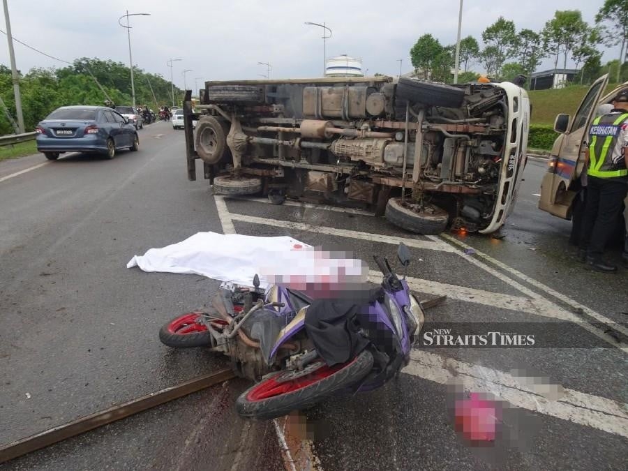 RTD prosecution unit officer killed in Temerloh bike crash