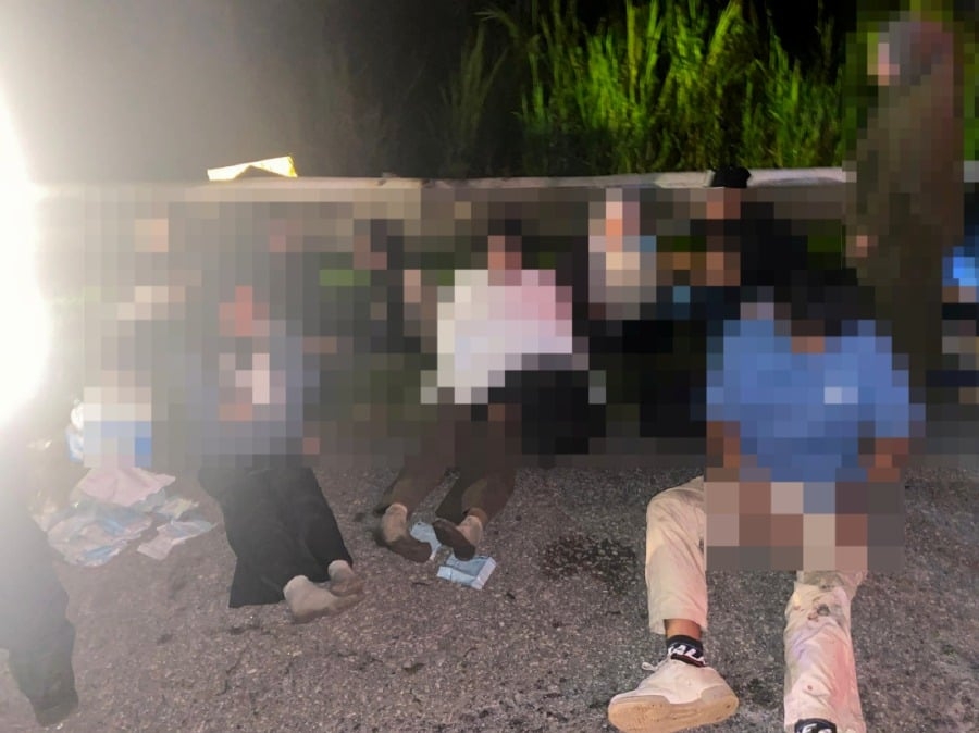 Gerik crash: 'Some victims were thrown out, others trapped inside bus'