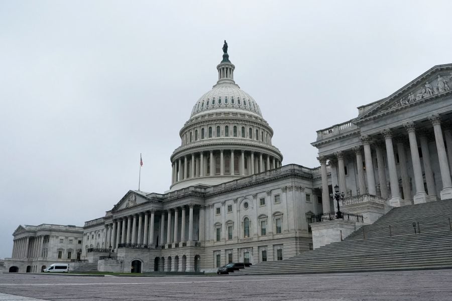 Senate tries to overcome vote-a-rama, infighting to pass Trump's US$3.3 trillion bill