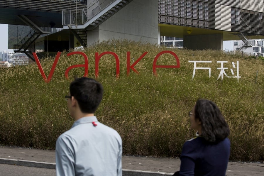 Fitch downgrades China Vanke further on liquidity concerns
