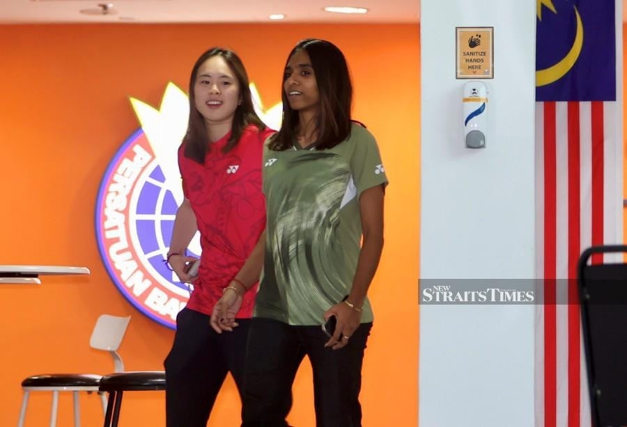 Pearly-Thinaah's contract talk goes into extra-time