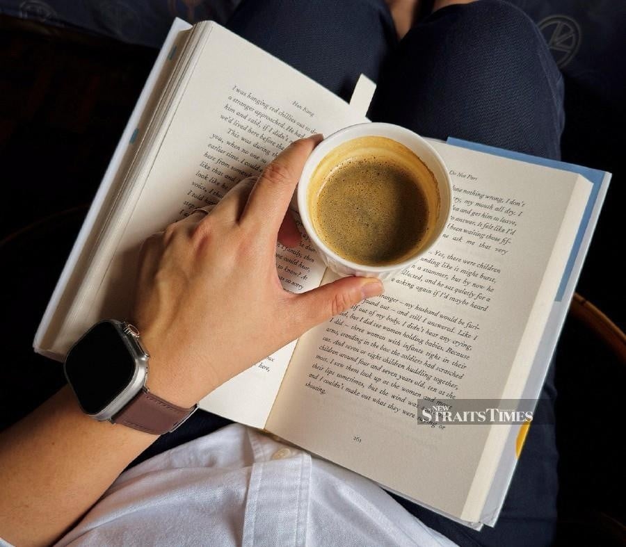 Between cost and habit: The price of being a book worm