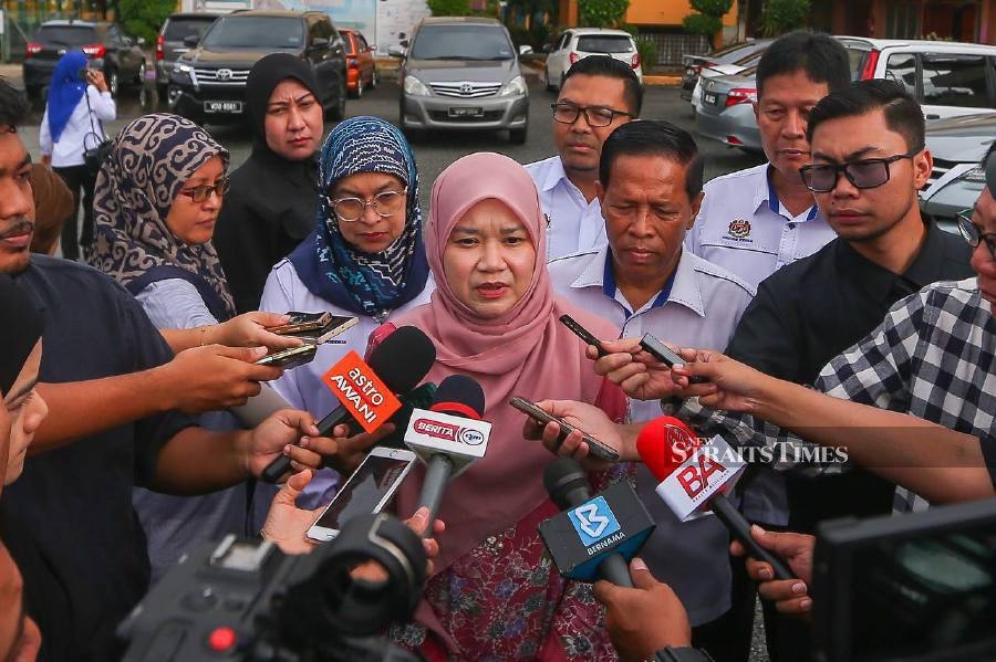 Ministry monitors emotional state of girl orphaned in Sungai Korok tragedy