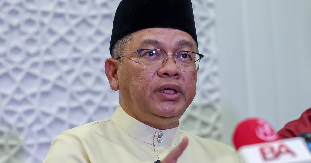 Govt firmly opposes normalising LGBTQ culture