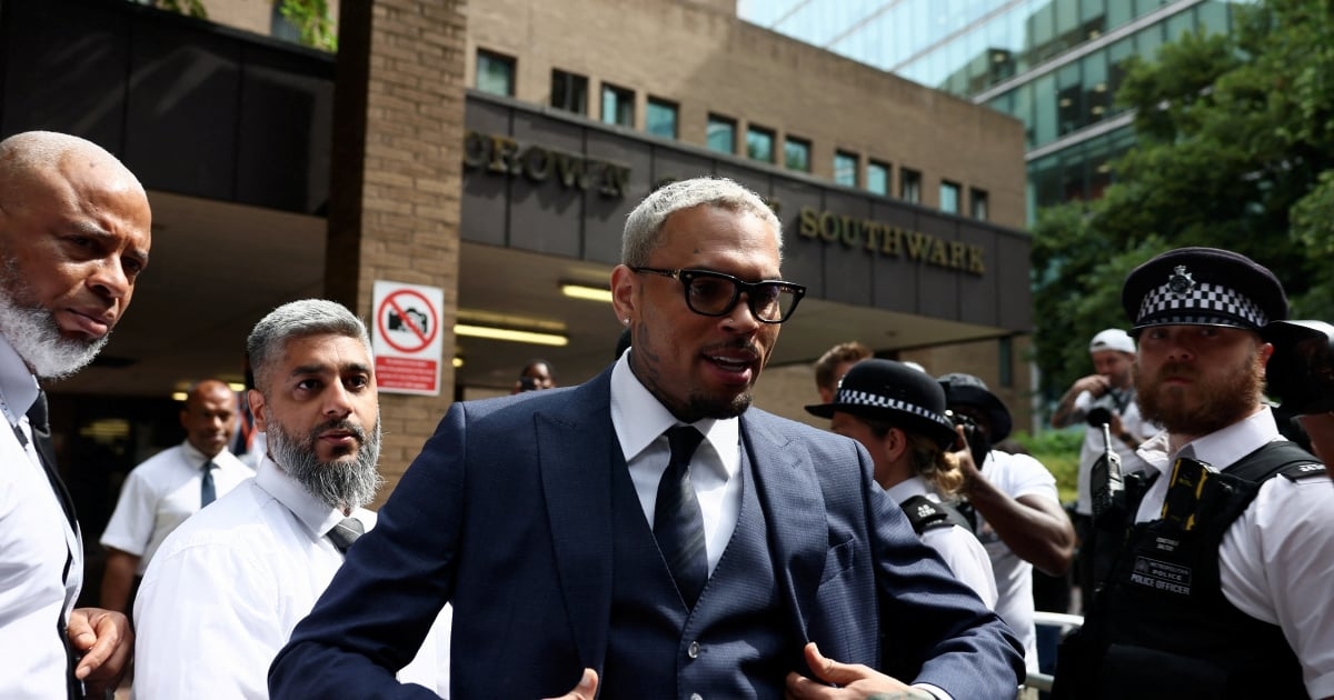 US singer Chris Brown pleads not guilty in UK assault case