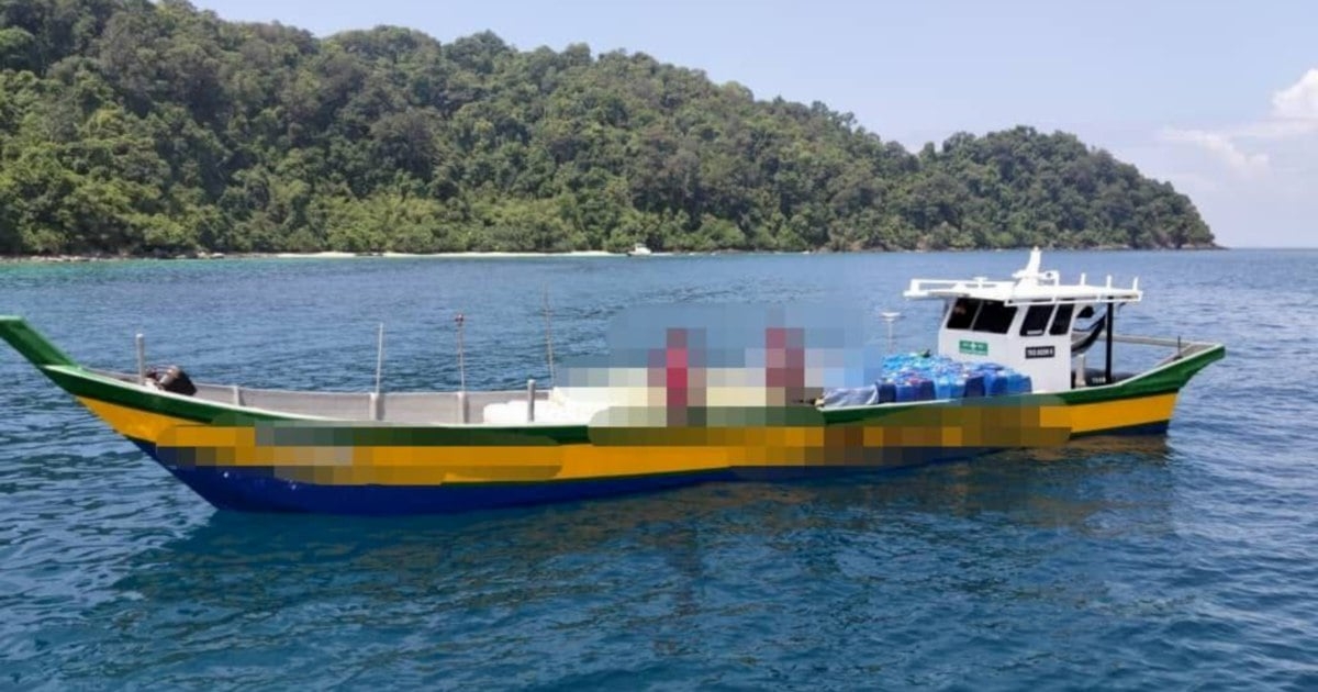 MMEA intercepts petrol cargo boat without insurance coverage