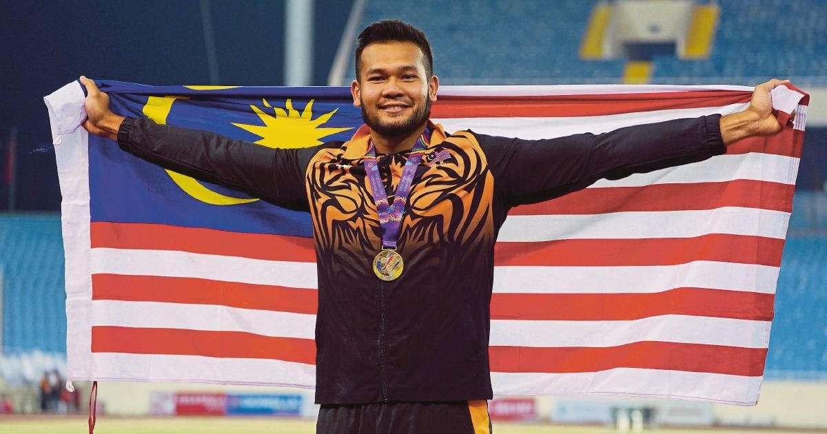 Irfan grabs bronze, Fazri records Malaysia's fastest 800m in 40 years