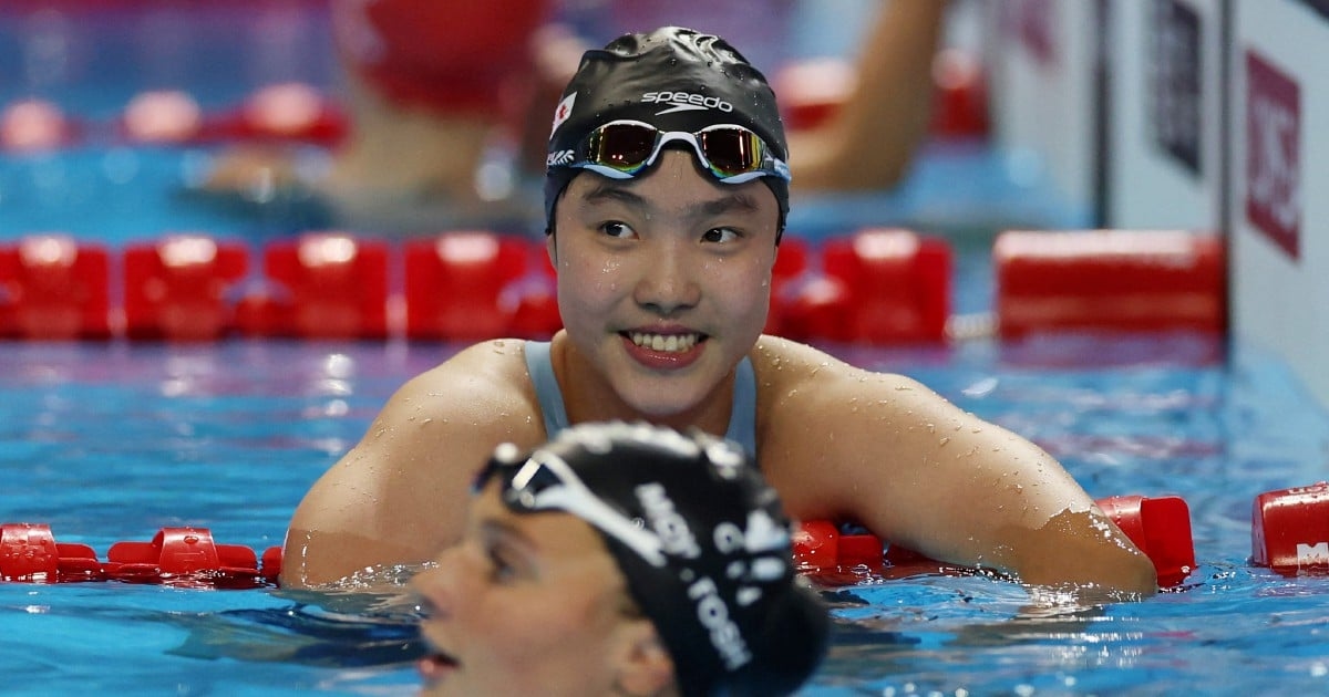 Swimming to look at age rules after 12-year-old makes waves