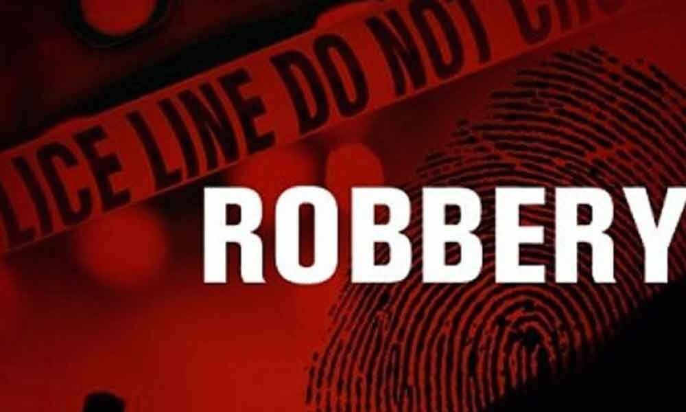 Burglars Steal Gold and Cash Worth Rs 60 Lakh from Retired Officer's Home