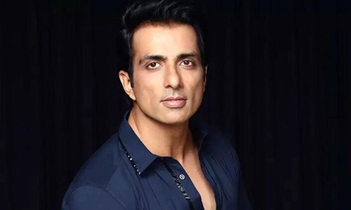 Sonu Sood announces old age home for 500 senior citizens on his birthday