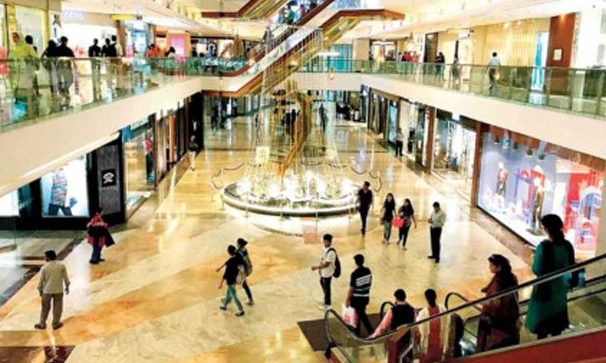 Malls, High Streets Compete as Entertainment Preferences Shift