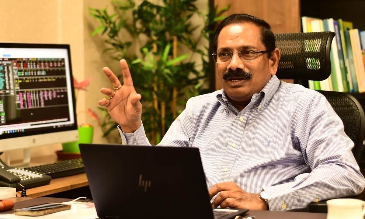 Ensure timely execution of power projects: CS