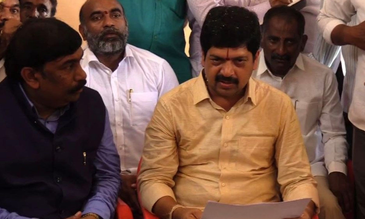 Minister promises top infra at govt hospital