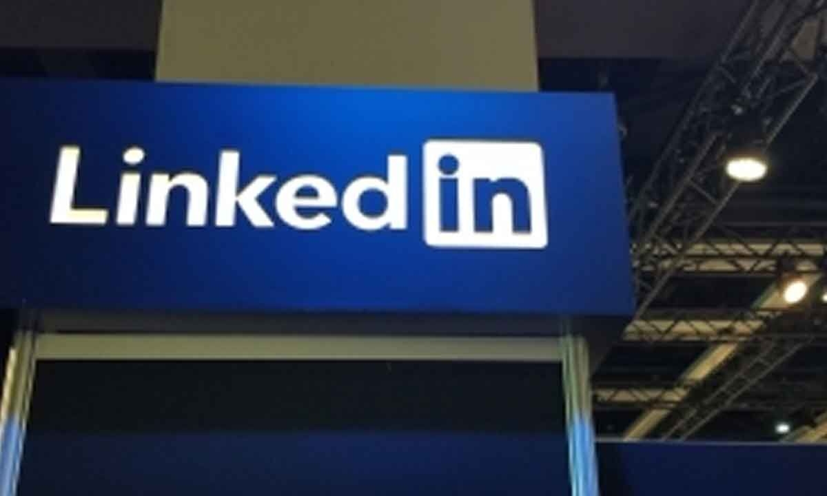 9 out of 10 recruiters in Hyderabad are investing up to half of their hiring budgets in AI and tech to hire smarter, faster: LinkedIn research