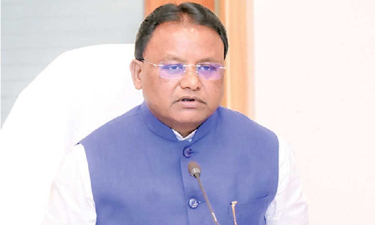 CM orders admin shake-up after stampede