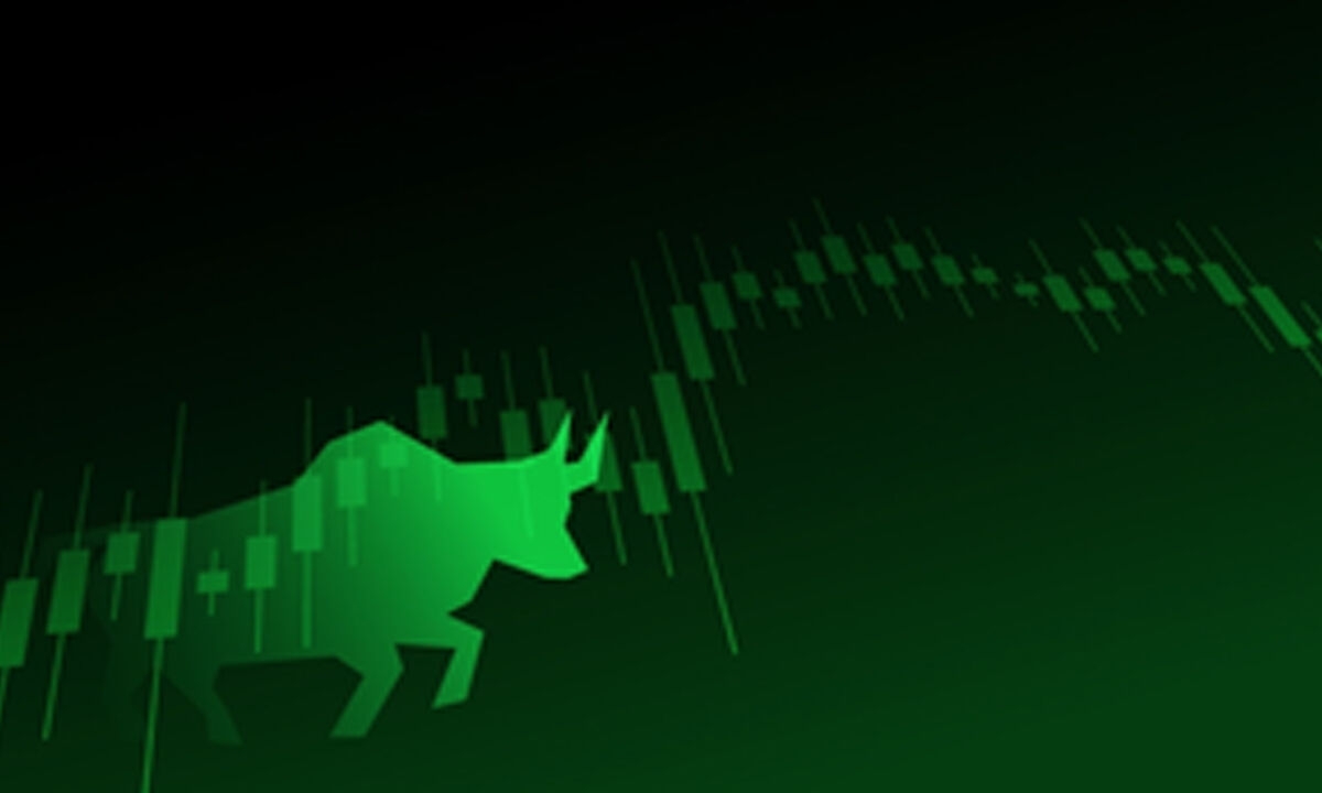 Nifty eyes breakout as bulls push index to day's high; Key Resistance at 24,850