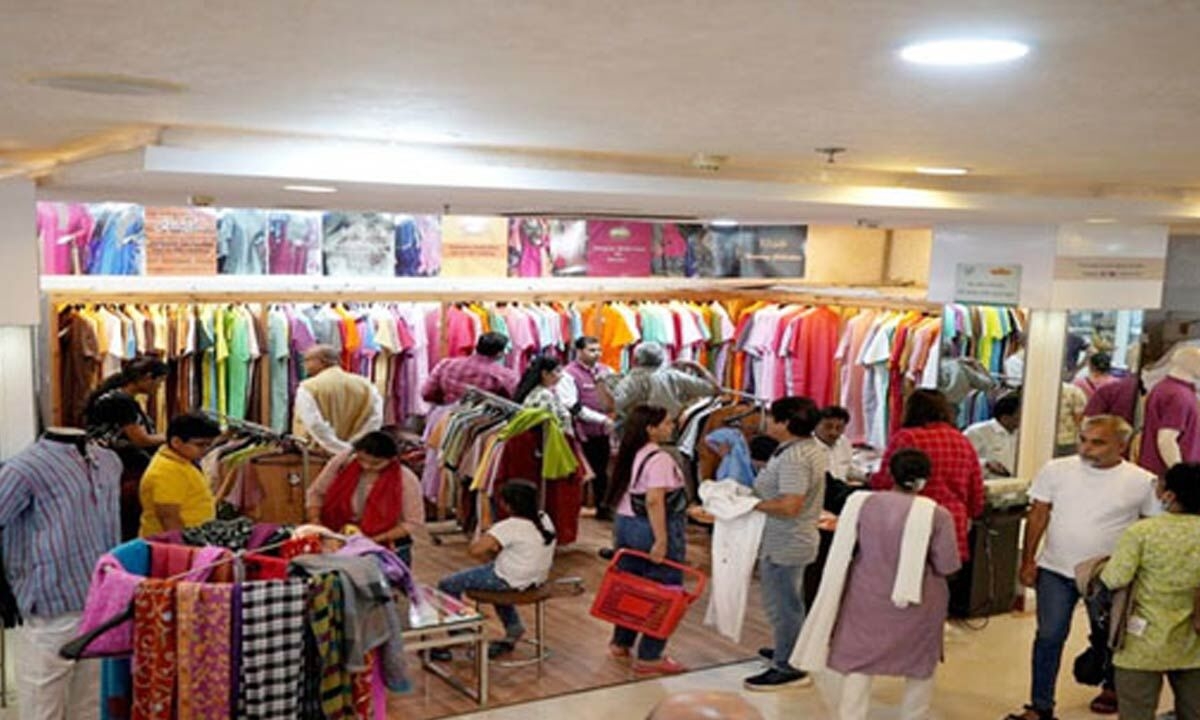 Khadi & Village Industries sales hit record Rs 1.7 L-cr mark
