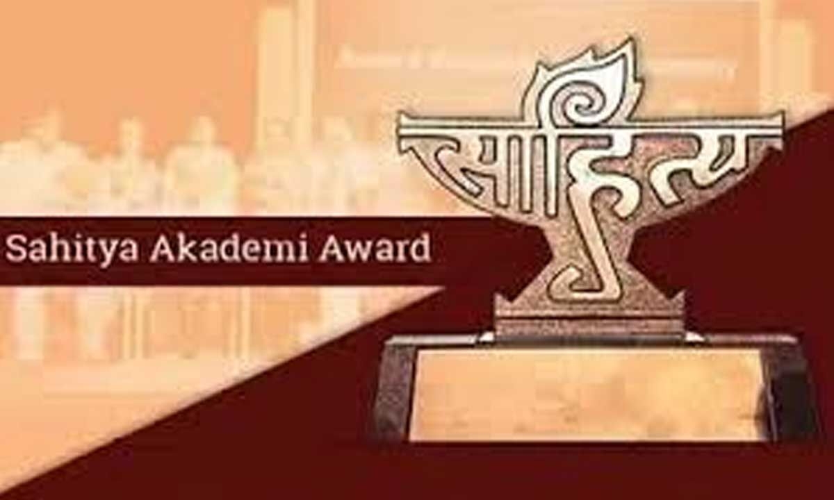 Dr Somnath Dash wins Sahitya Akademi translation award