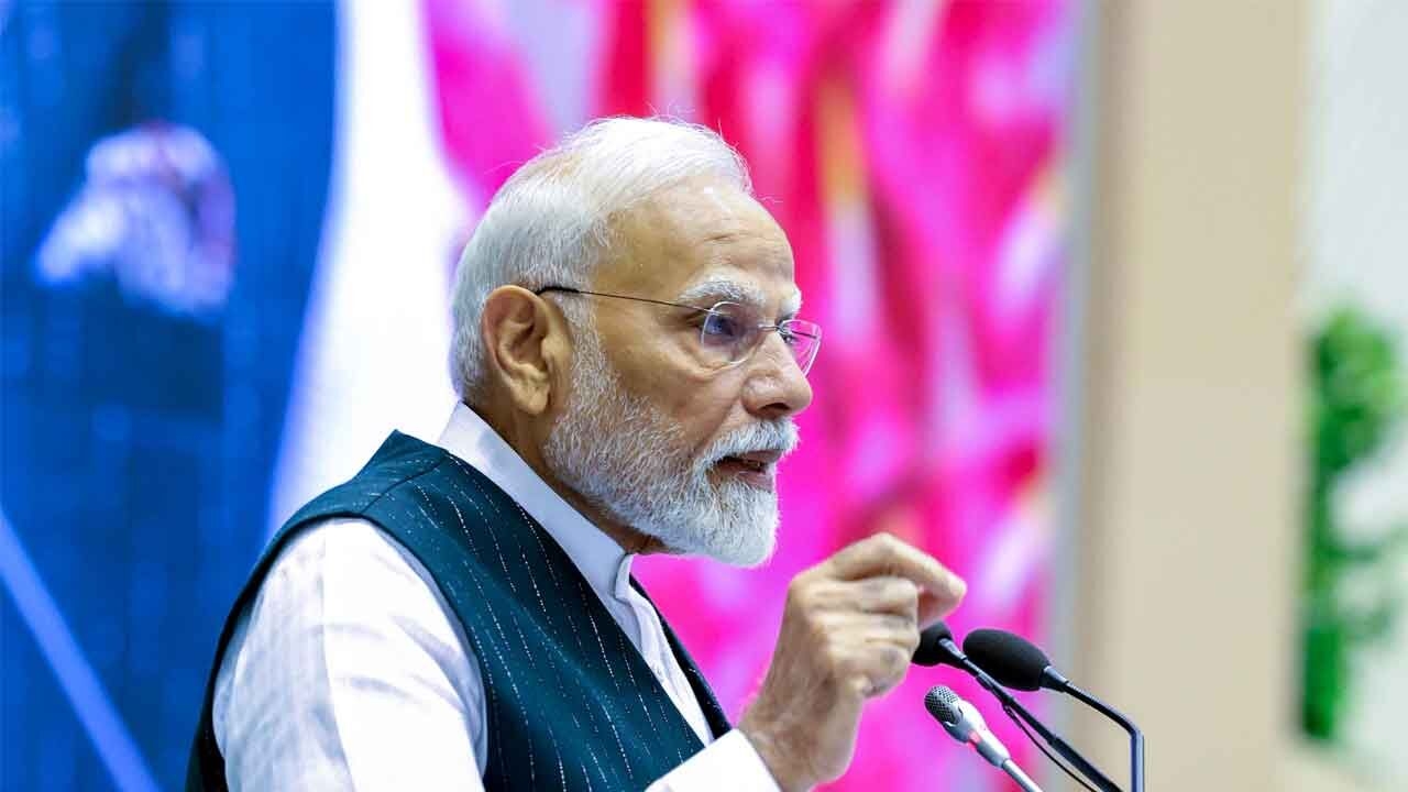 ‘Be growth enablers, not regulators': PM asks civil servants to act like craftsmen for growth
