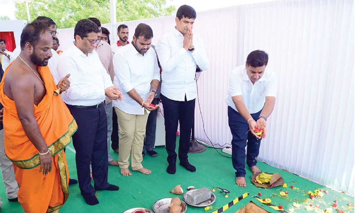 MSME Minister visits Sri City, lays foundation for Gupta Oxygen unit