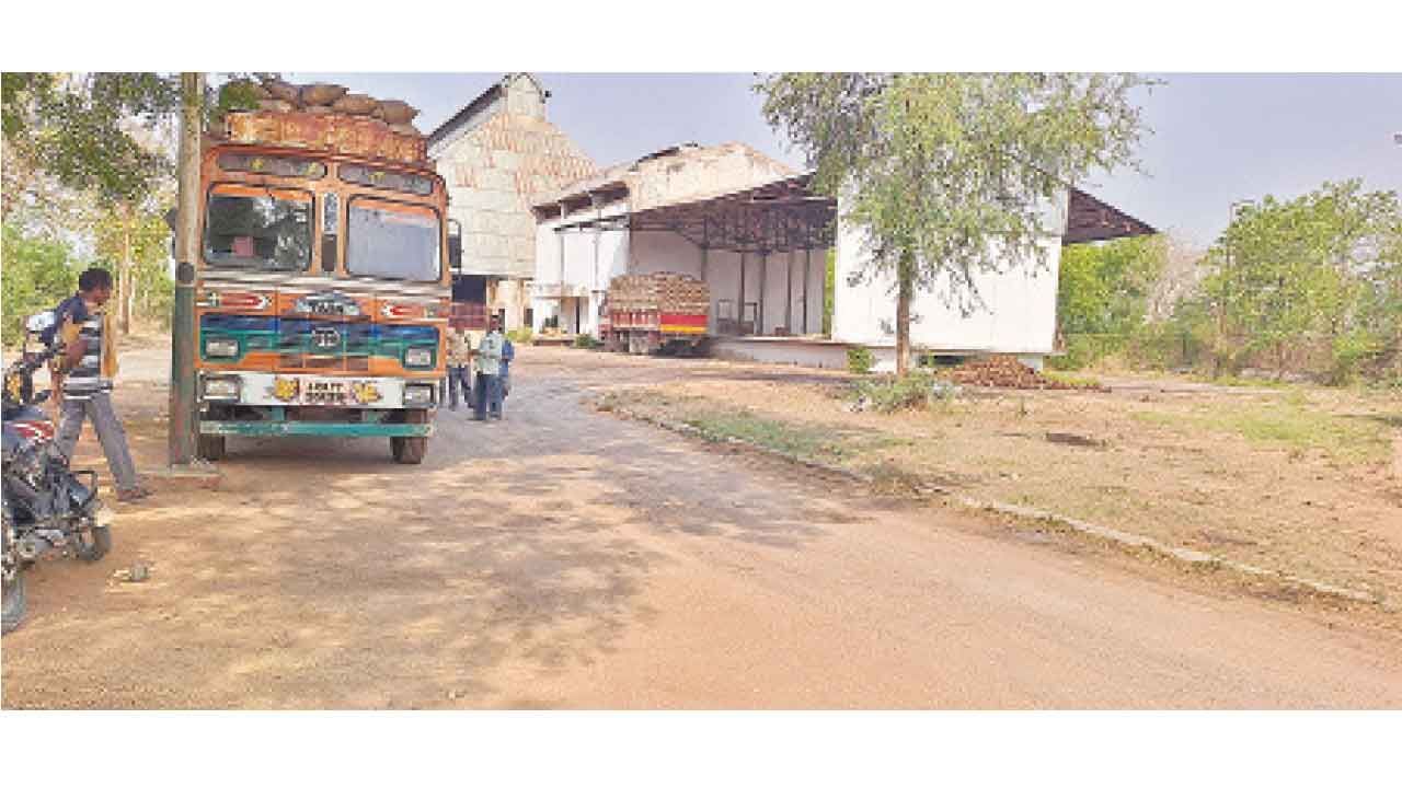 Paddy allocation scandal sparks uproar