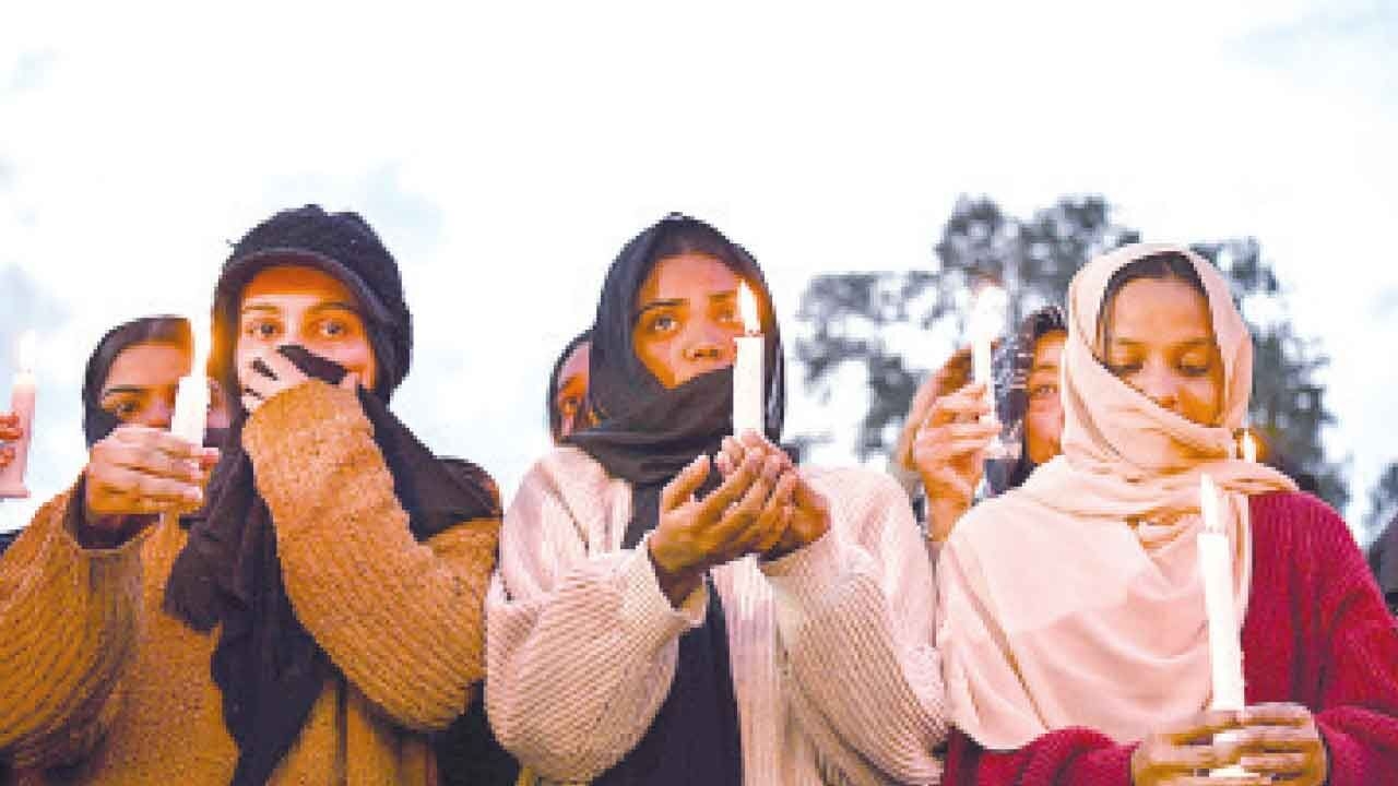 Not a single security person was present: Wife of victim