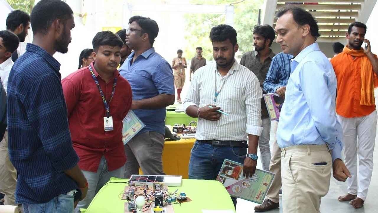 Warangal: SR students explore AI heights