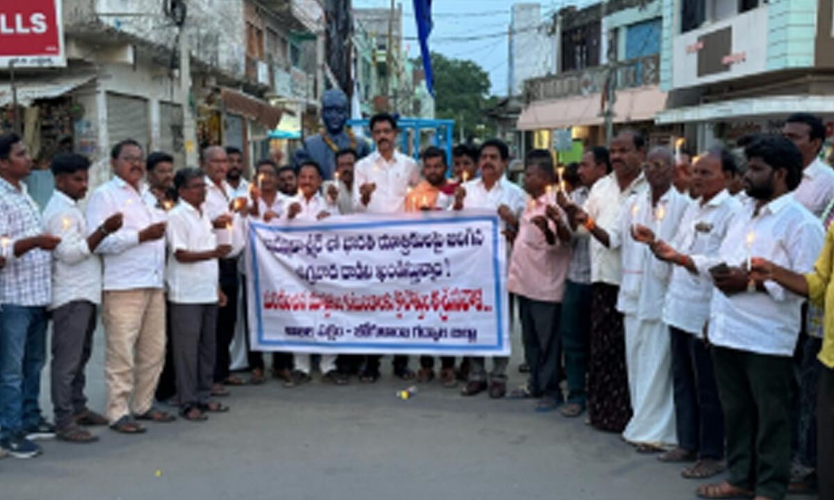 All-Party Committee Holds Candlelight Tribute in Aija to Condemn Inhumane Terror Attack on Kashmir Pilgrims