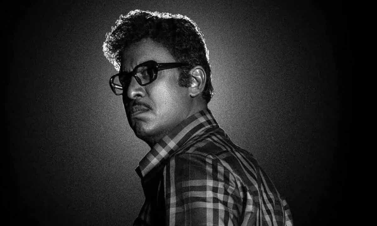 ‘Kaantha' team drops intense FL of Samuthirakani on his b'day