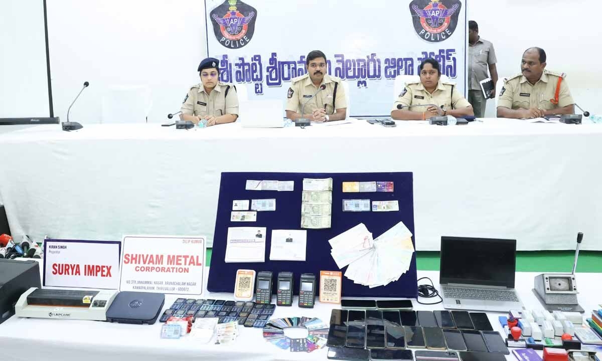 Five cyber fraudsters held