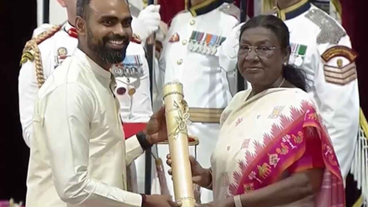 Hockey India congratulate PR Sreejesh on receiving the prestigious Padma Bhushan