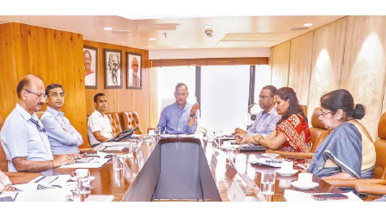 Ravinder reviews summer preparedness at Asha Homes