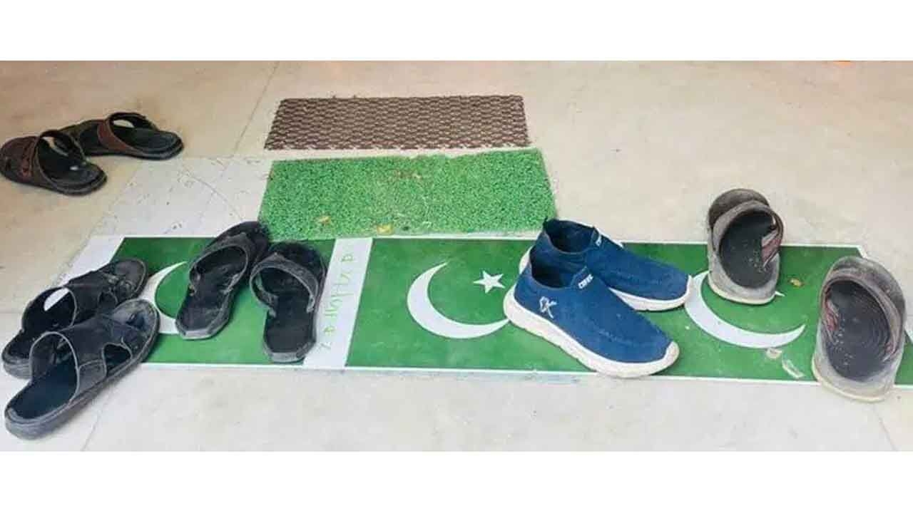 Cops remove flags affixed on floor at BJP MLA's office