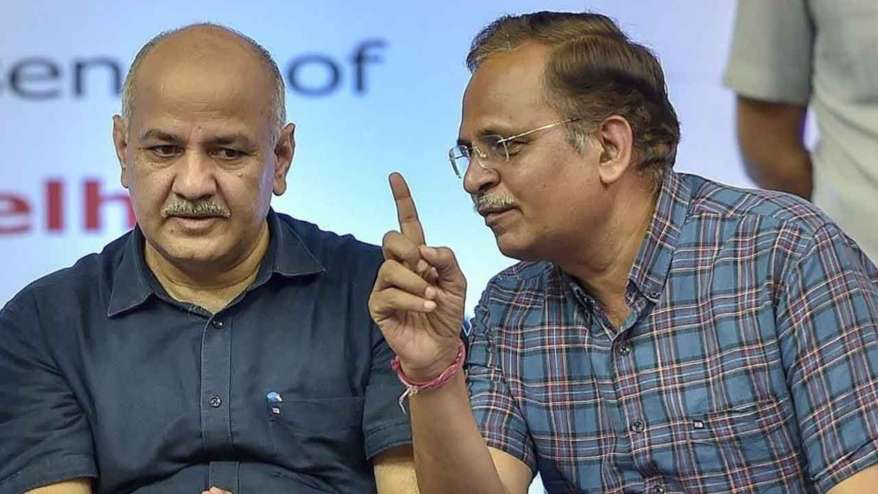 FIR lodged against Sisodia, Jain in classroom ‘scam' case