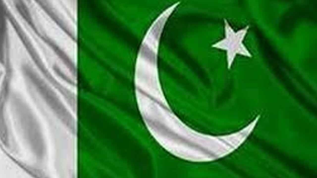 3 held for forcing school boy to pee on Pak flag