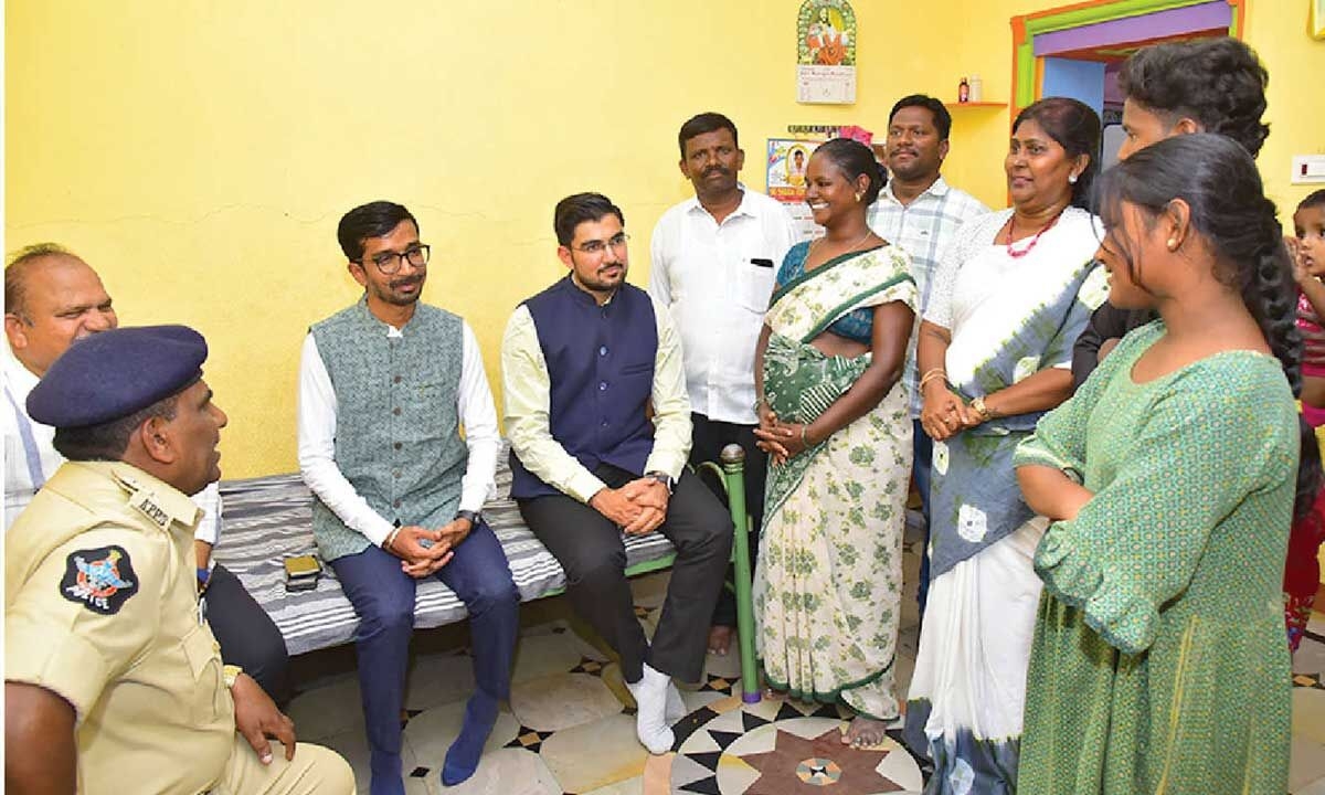 Nitturu villagers must live united in harmony: Collector
