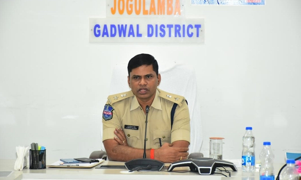 District SP Orders Swift Action on Pending Cases and Property Crimes; Emphasizes Road Safety Measures in Monthly Crime Review