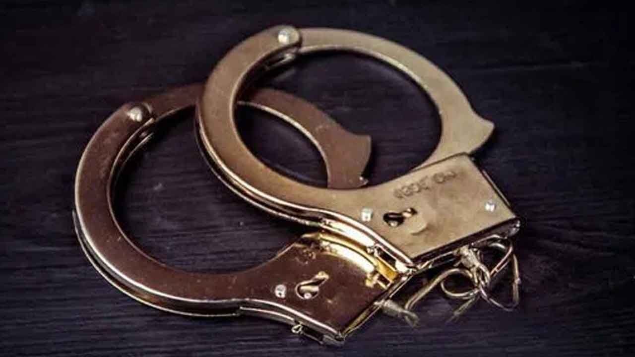 Gurugram: Eight arrested for illegal drugs and gambling