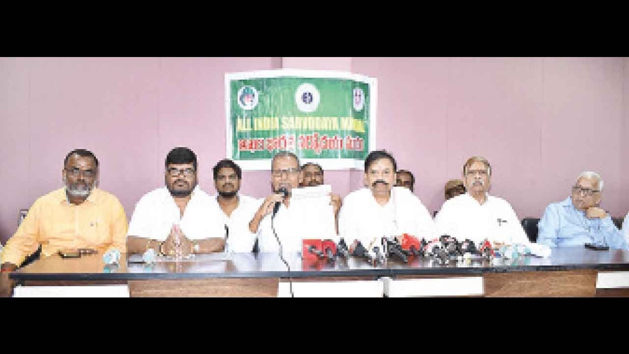 Bhoodan land irregularities must be investigated