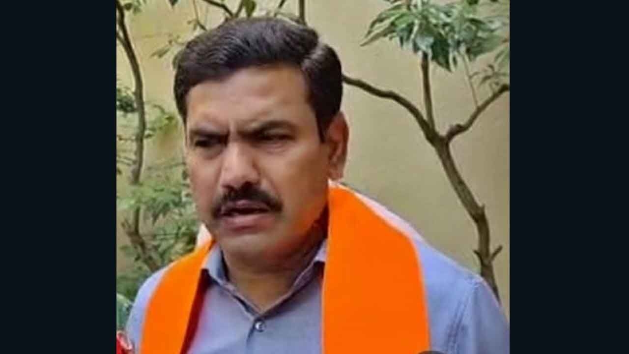 Cong govt pushing Karnataka towards Kashmir-like situation: BJP on murder of Hindu activist