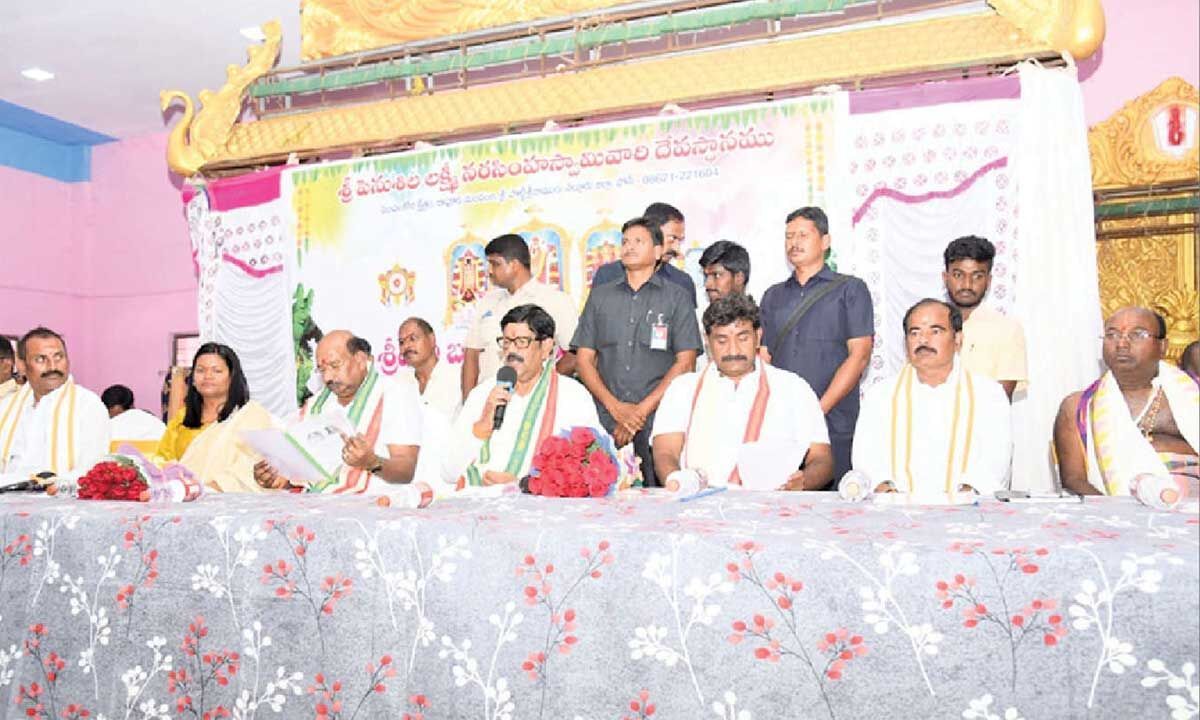 Ensure success of Penchalakona Brahmotsavams: Anam