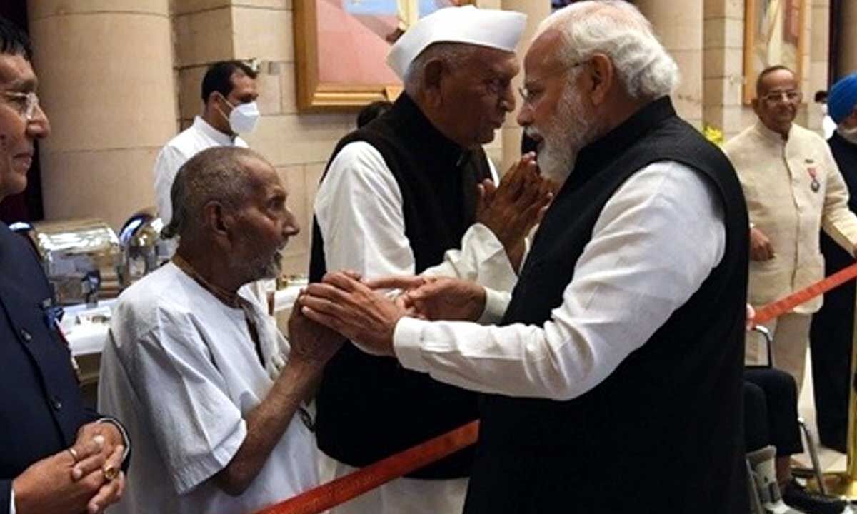 Padma Shri awardee Baba Shivanand passes away at 128, PM Modi pays tribute