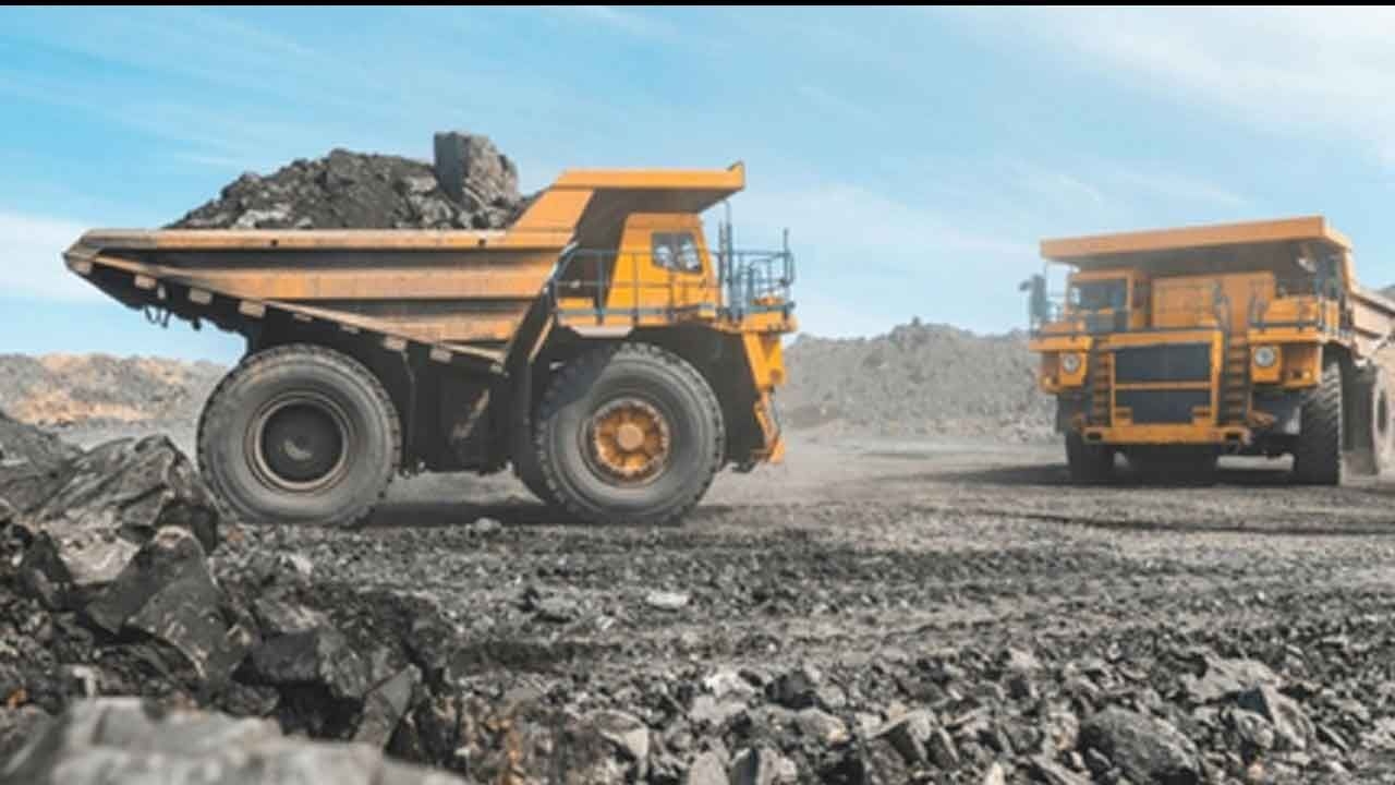 MOIL kicks off FY 26 with highest-ever production of manganese ore in April